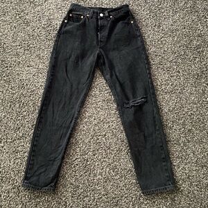 Black Levi’s jeans